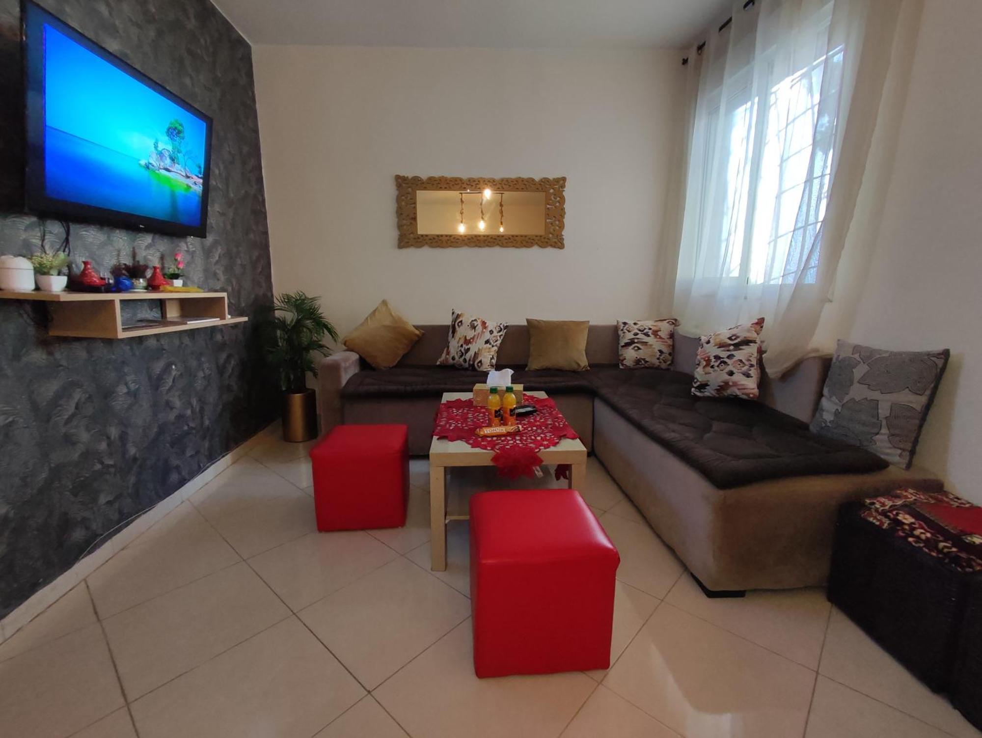 Beautiful Ground-Floor Apartment With Portable Air Conditioning, Parking, And Free Wi-Fi Касабланка Экстерьер фото
